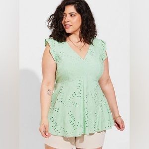Torrid Hemlock Green Eyelet Ruffle Babydoll V Neck Blouse Size 3X